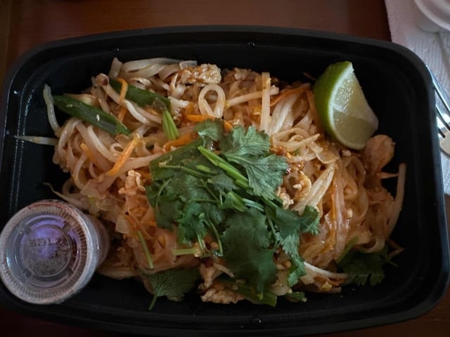 Chicken Pad Thai.